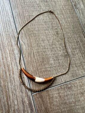Women’s Brown and Cream Horn Pendant Necklace